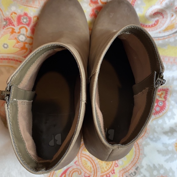 BP • Booties - Picture 9 of 10